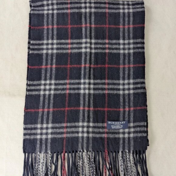 Authentic Pre-Owned Burberry Lambswool Scarf Blue – Unisex Check – Premium Wrap - Picture 5 of 7